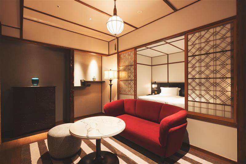 万平ホテル 4*